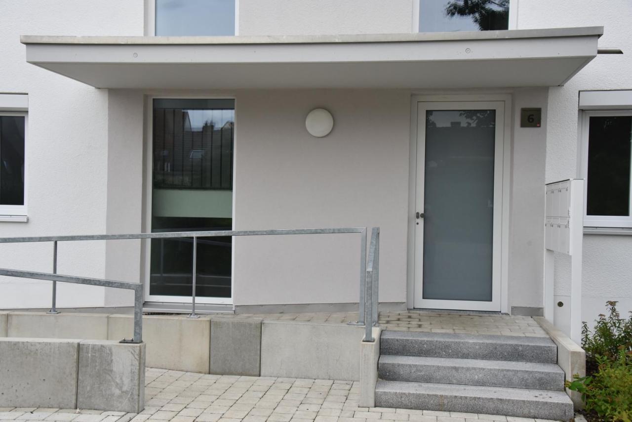 Antike & Modern Deluxe 2 Mit Terrasse Apartment Leipheim Bagian luar foto